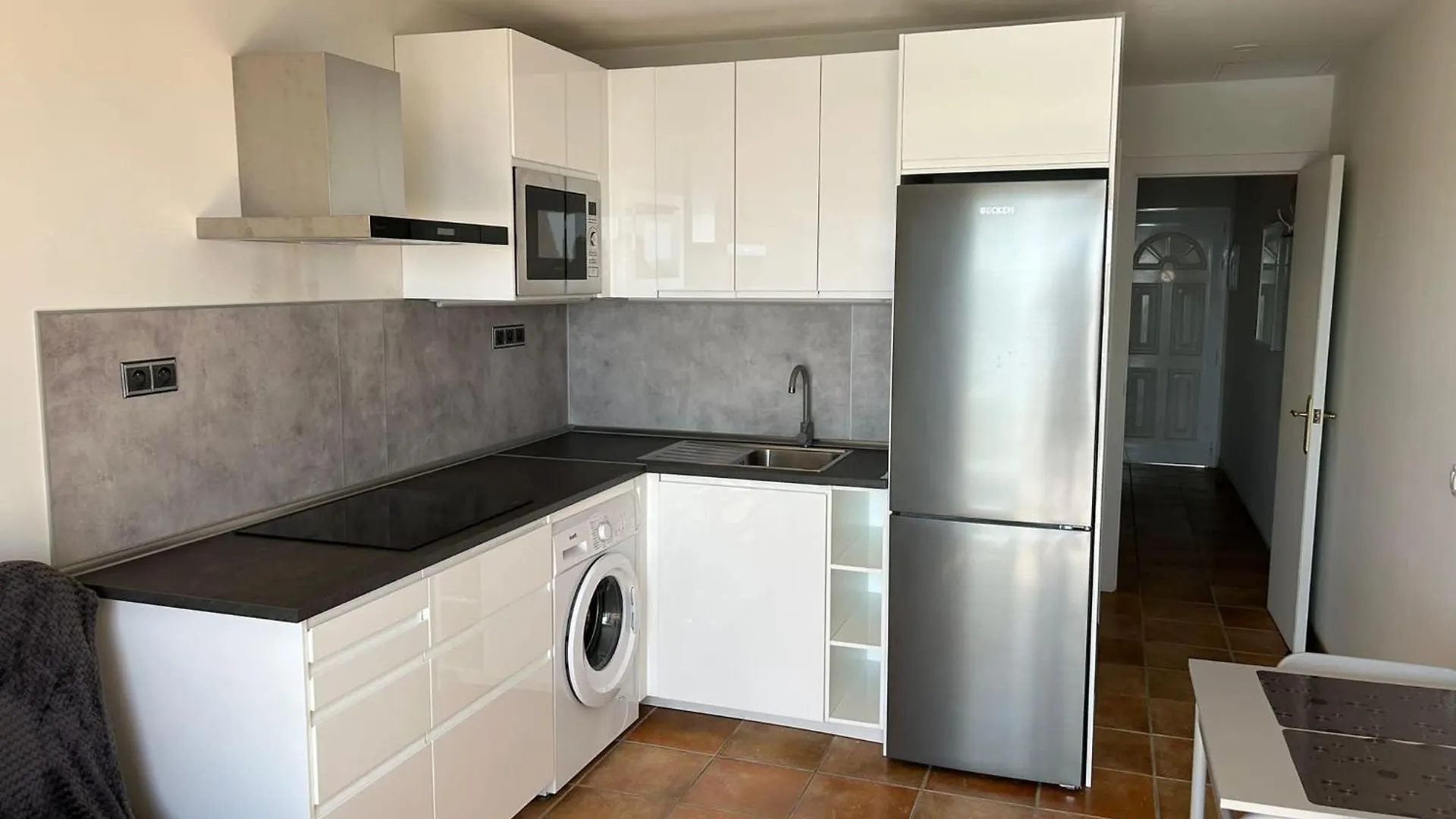 Granada I Apartment- Patalavaca